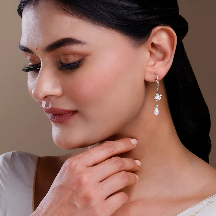 Silver Sekhmet Dangler Earrings - Image 3