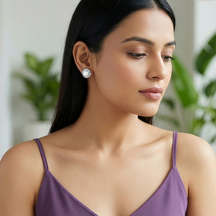 Silver Soft Aura Pearl Earrings - Image 3