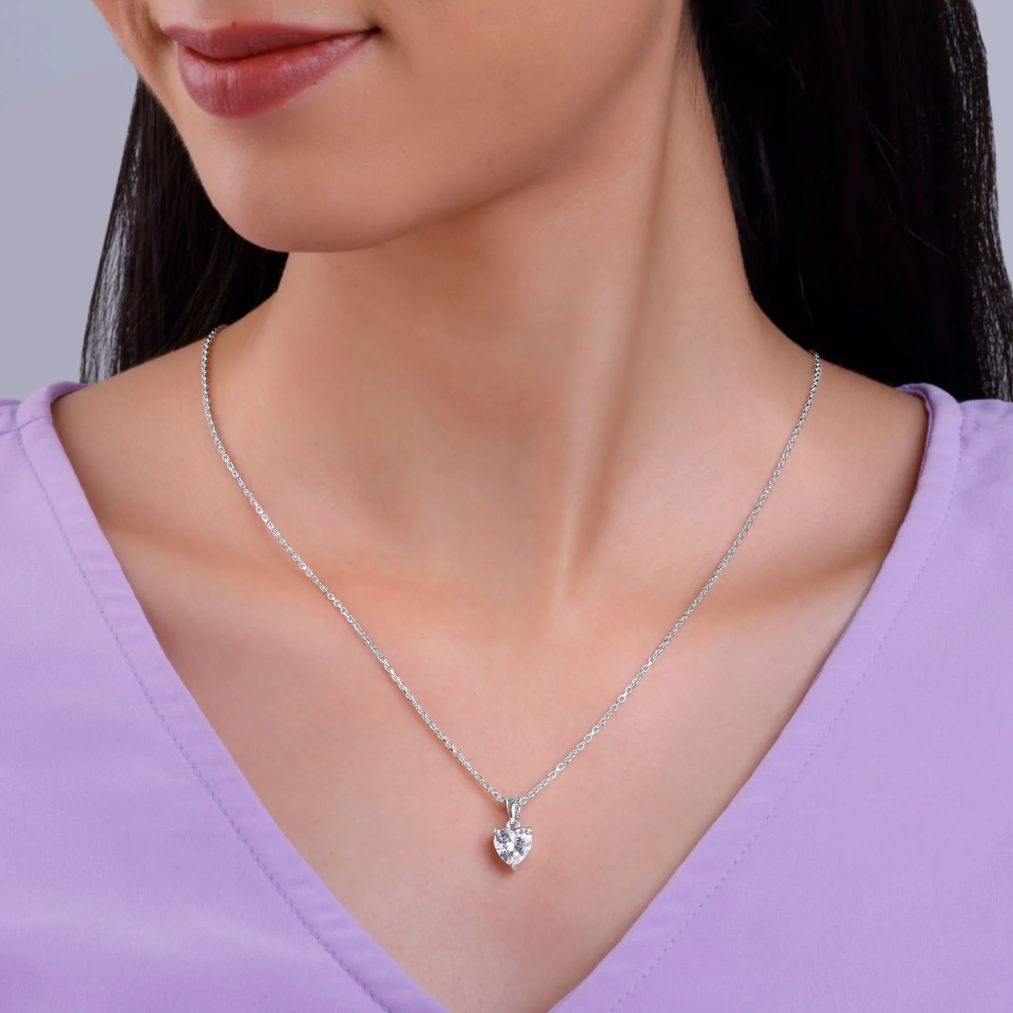 Anushka Sharma Silver Solitaire Heart  Pendant with Link Chain - Image 3