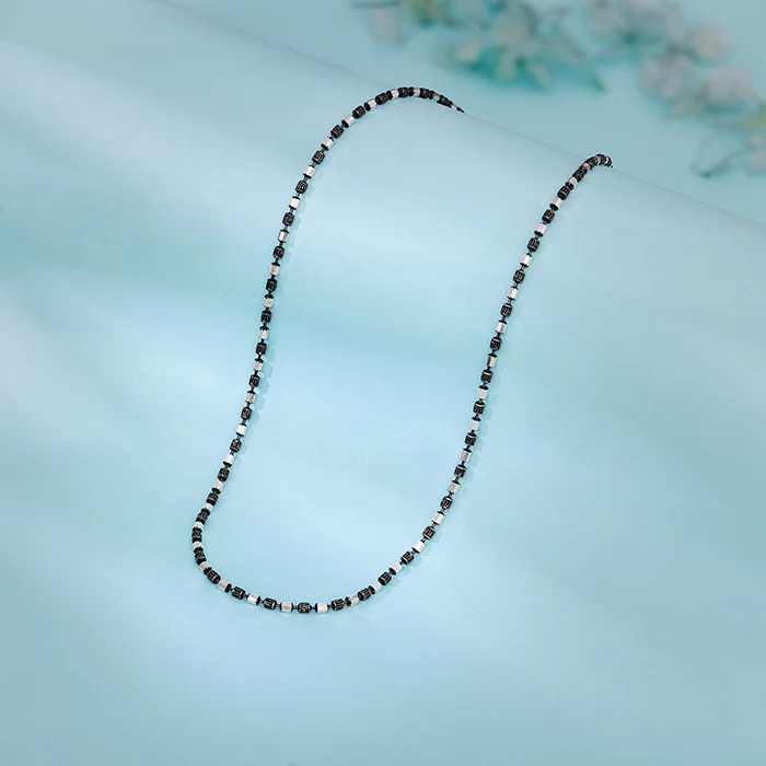 Silver Sparkling Elongated Box Chain - Image 2