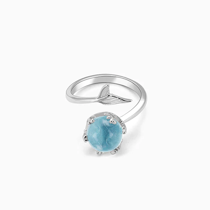 Silver Gleaming Blue Fish Tail Ring