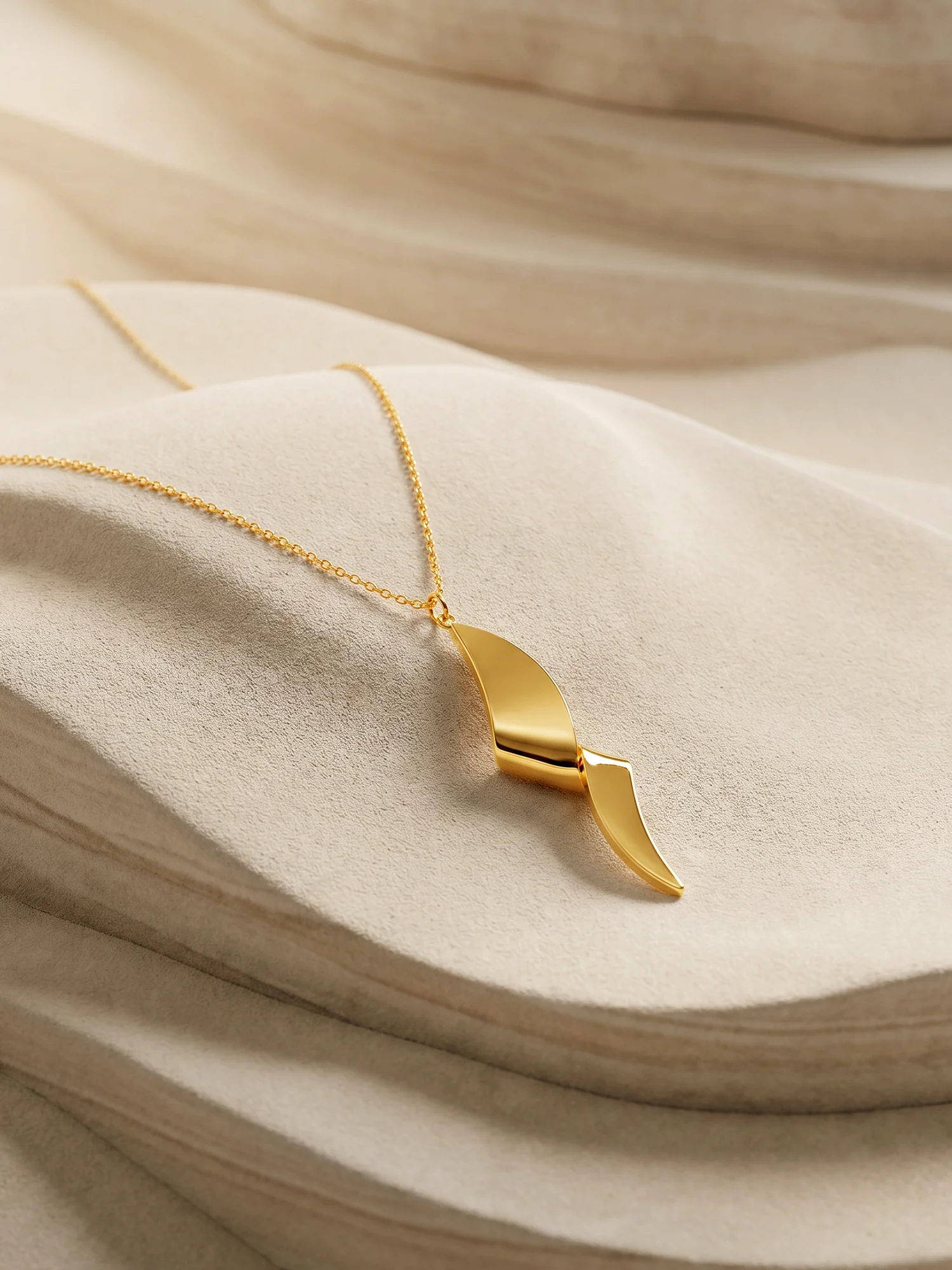Wave Mood Gold Plated Pendant With Link Chain - Image 2